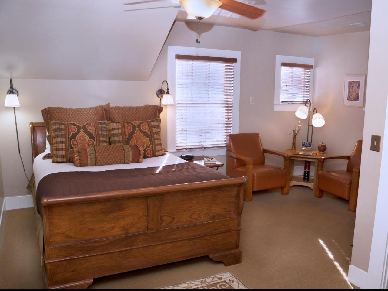 Lara House Bed And Breakfast Bend Exteriér fotografie